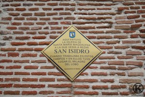 Placa de San Isidro en la Ermita Ntra Sra de la Antigua